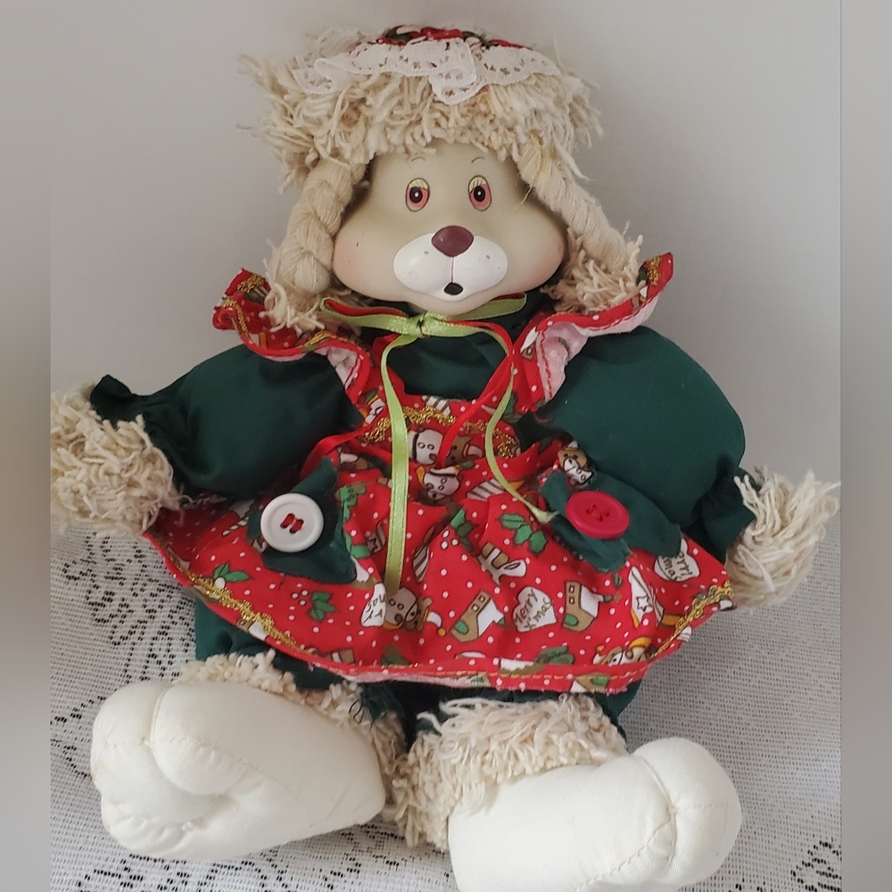VTG House of Lloyd Christmas Hop Bunny Shelf Sitter Doll Around The World 1995